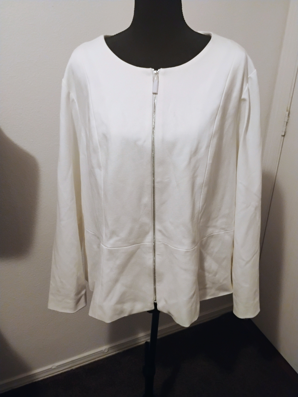 Susan Graver White Zip-Front Knit Blazer